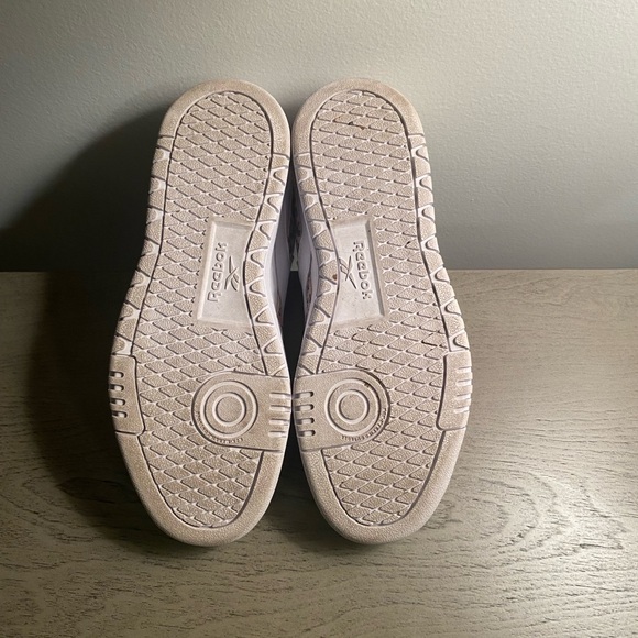 Reebok leopard print women’s sneaker - Picture 4 of 5